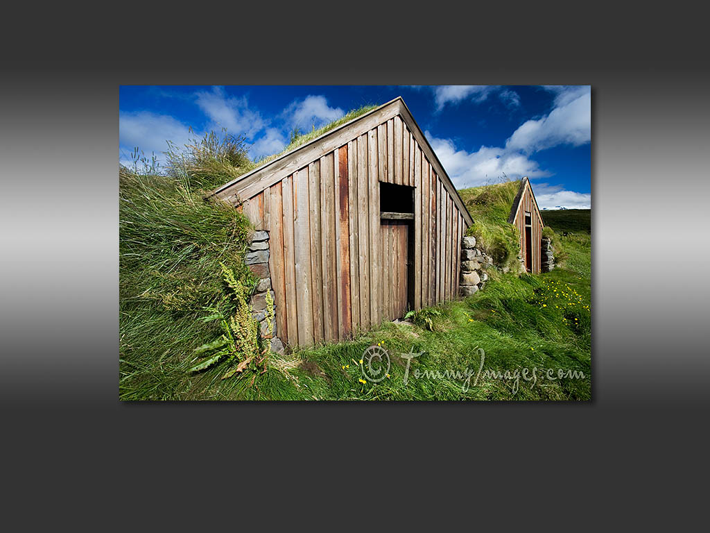 Puter Desktop Wallpaper Icelandic Farmhouse With Green Roof
