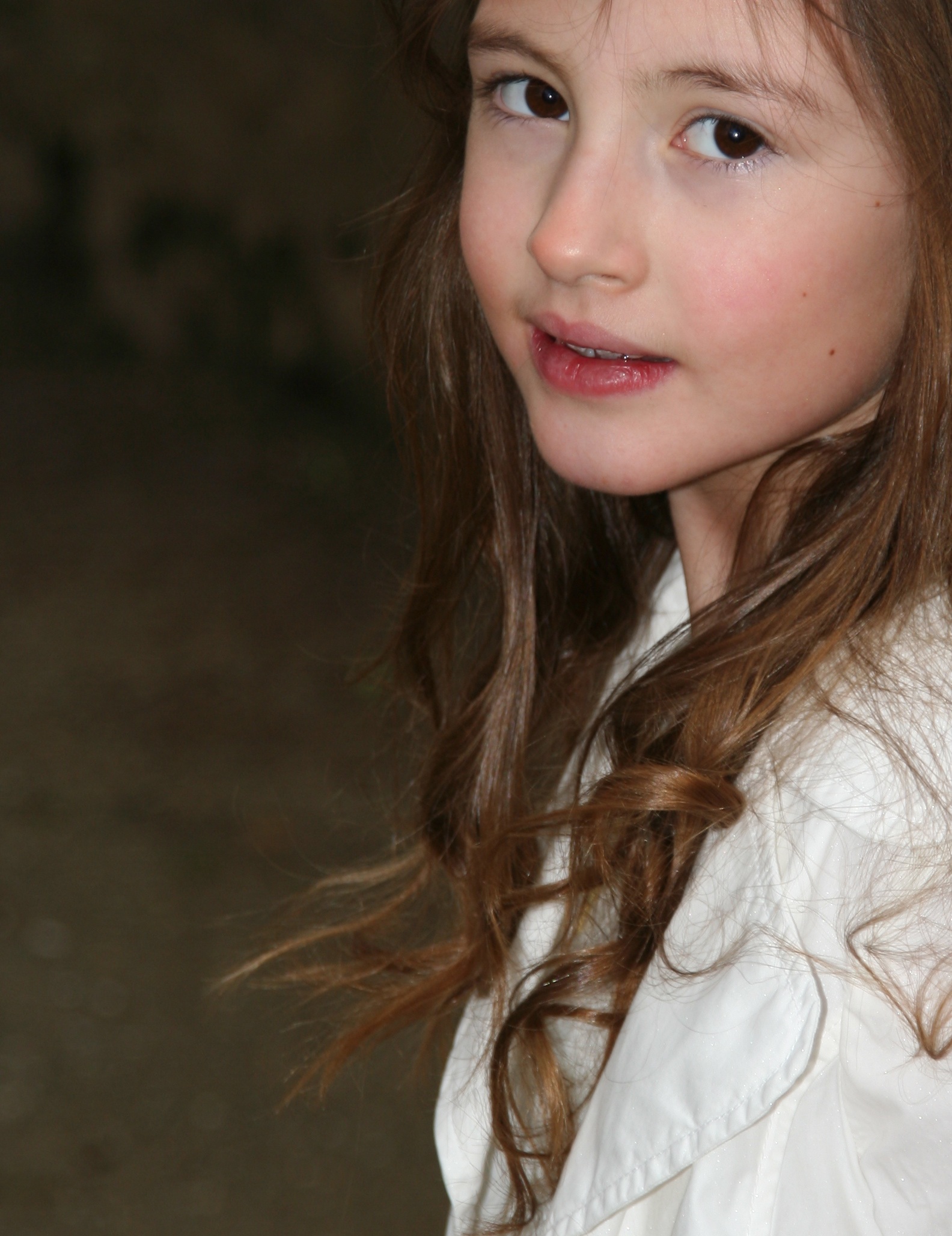 Girl Communion Smile Image Wallpaper