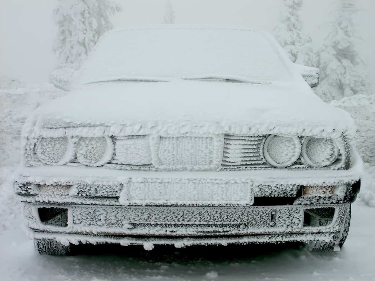 free-download-are-bmws-good-in-snow-wallpaper-by-benjaminn14