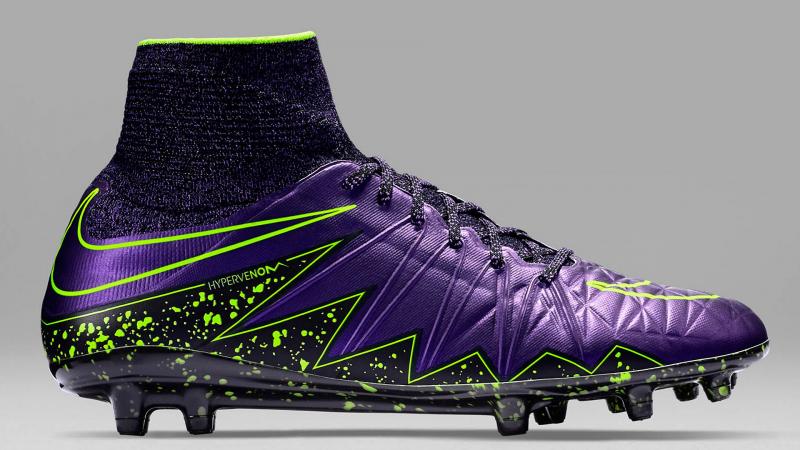 Purple Nike Hypervenom Phantom Electro Flare Boots Wallpaper