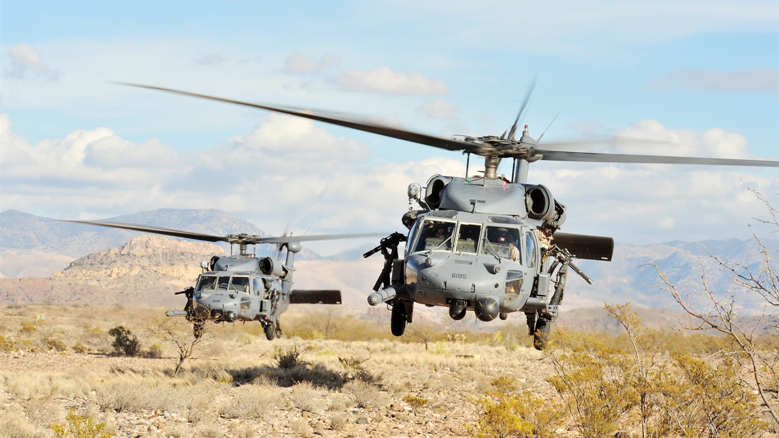 Ten Helicopters That Changed History Hush Kit