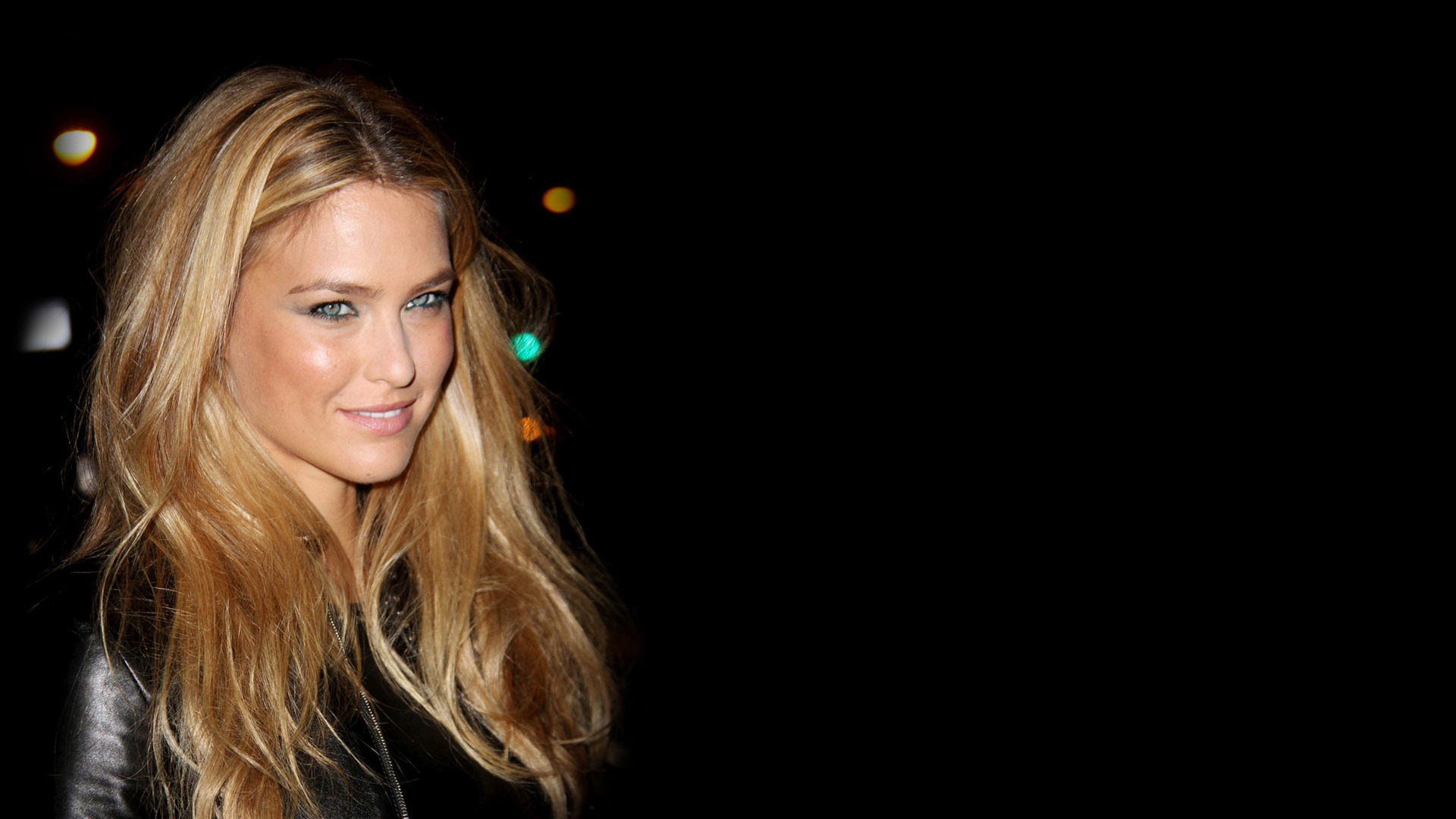  on November 5 2015 By Stephen Comments Off on Bar Refaeli Wallpapers