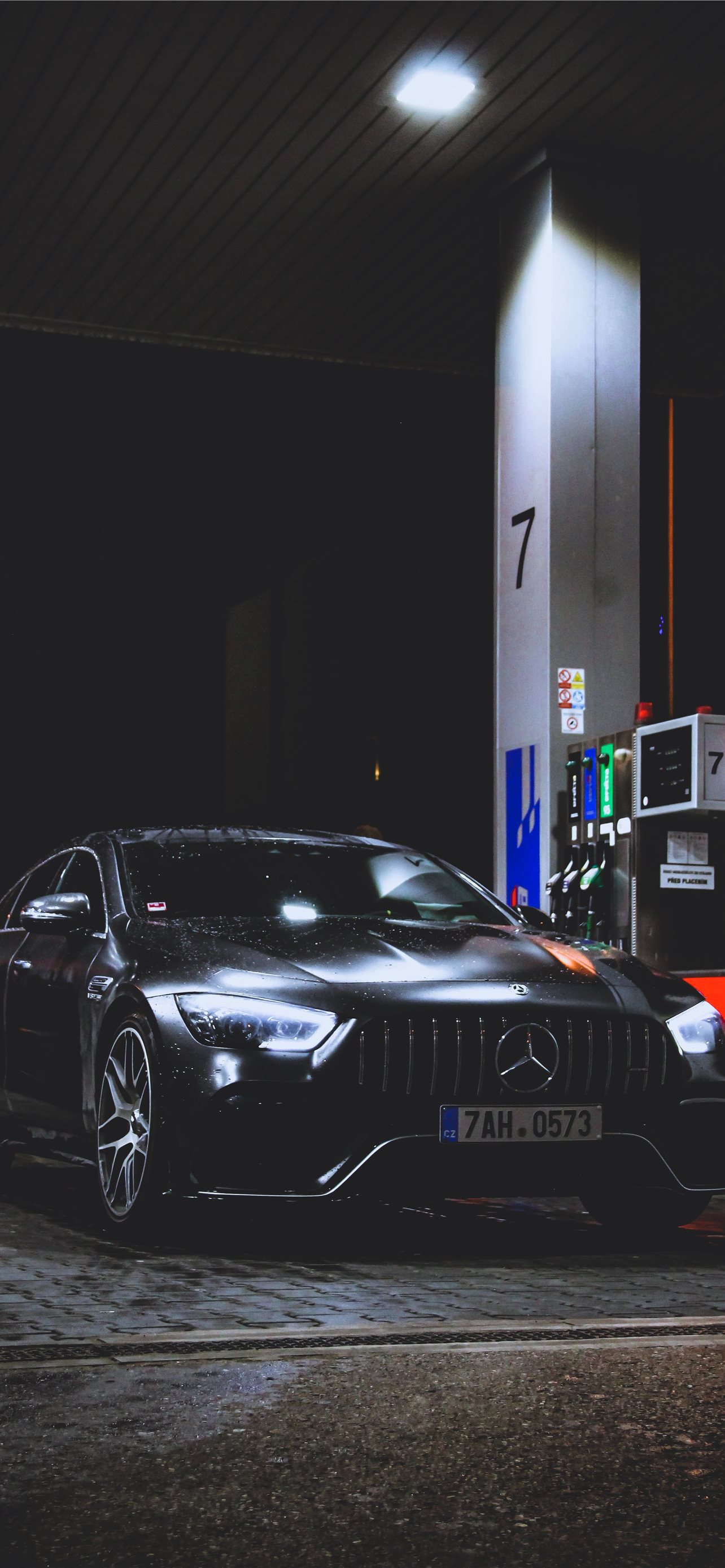 Mercedes Benz iPhone Wallpaper