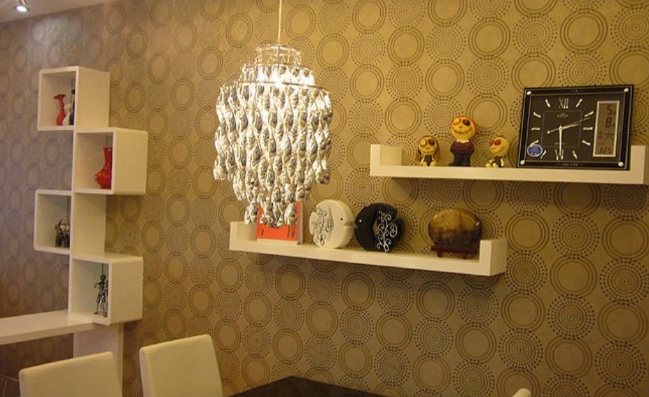 Dining Room Wallpaper And Chandelier Picture