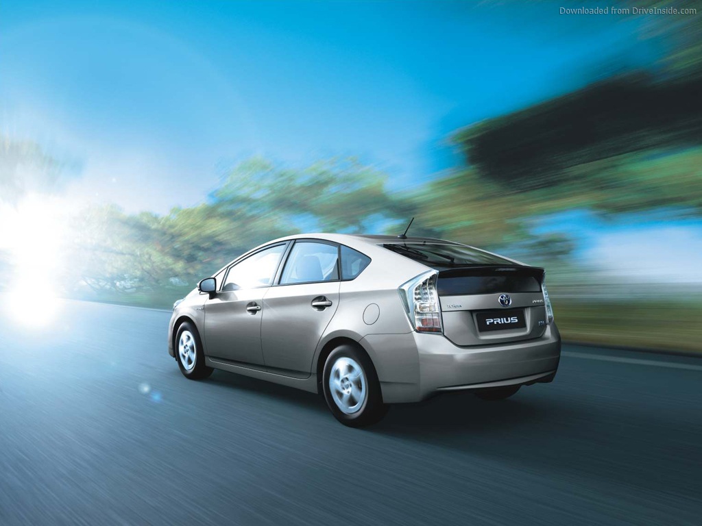 Toyota Prius HD Wallpaper Background Image