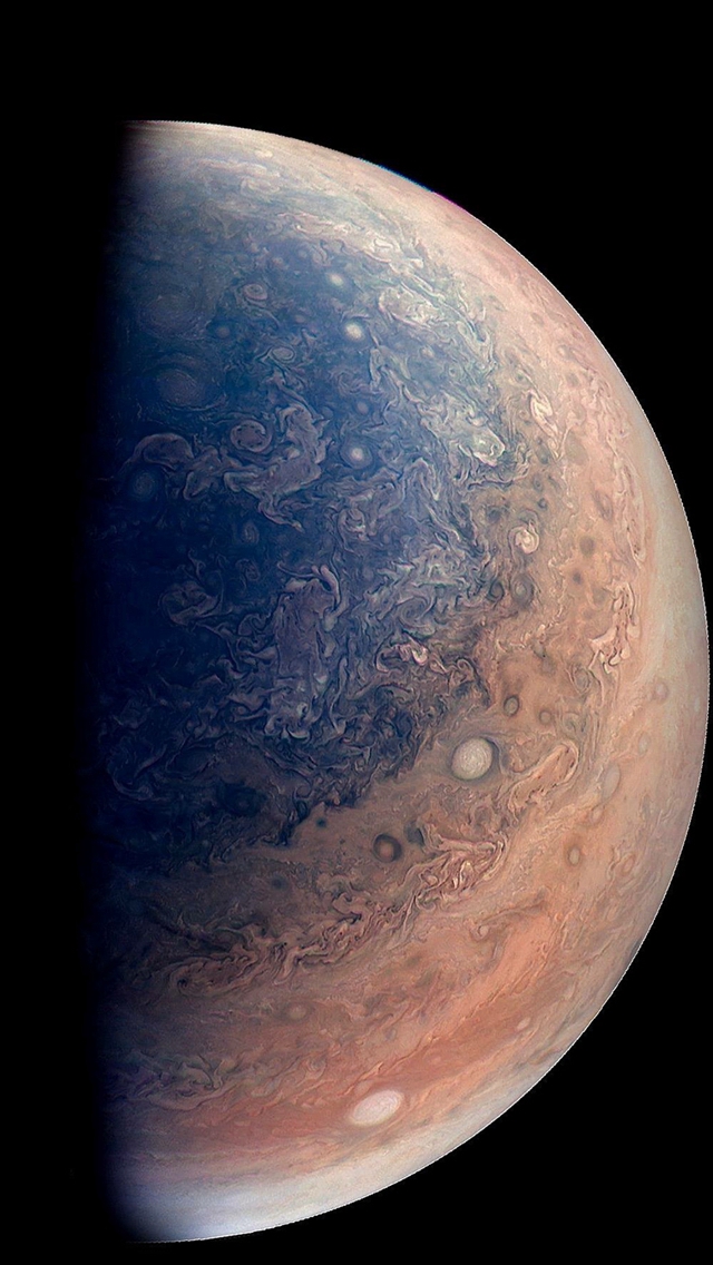Jupiter Pla As Seen By Nasas Juno Spacecraft iPhone Wallpaper