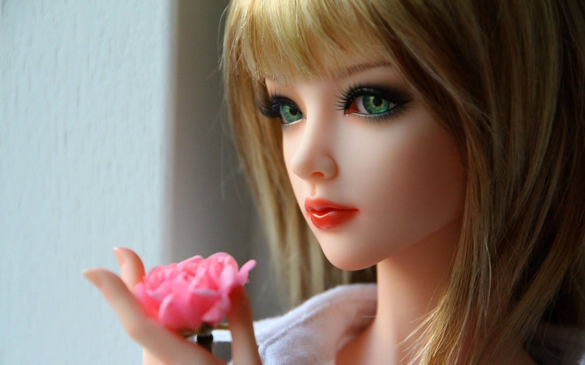 Barbie Doll Emerald Eyes Wallpaper