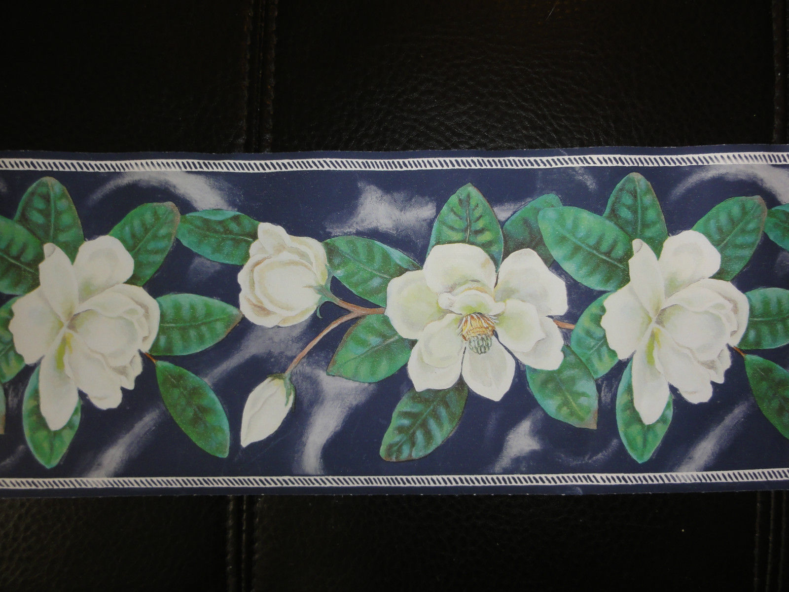 Rolls Total 16yrds Wallpaper Border DW 361 Green White Blue Flowers