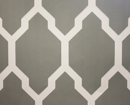  Wallpaper A large bold geometric repeat design in dark grey and white