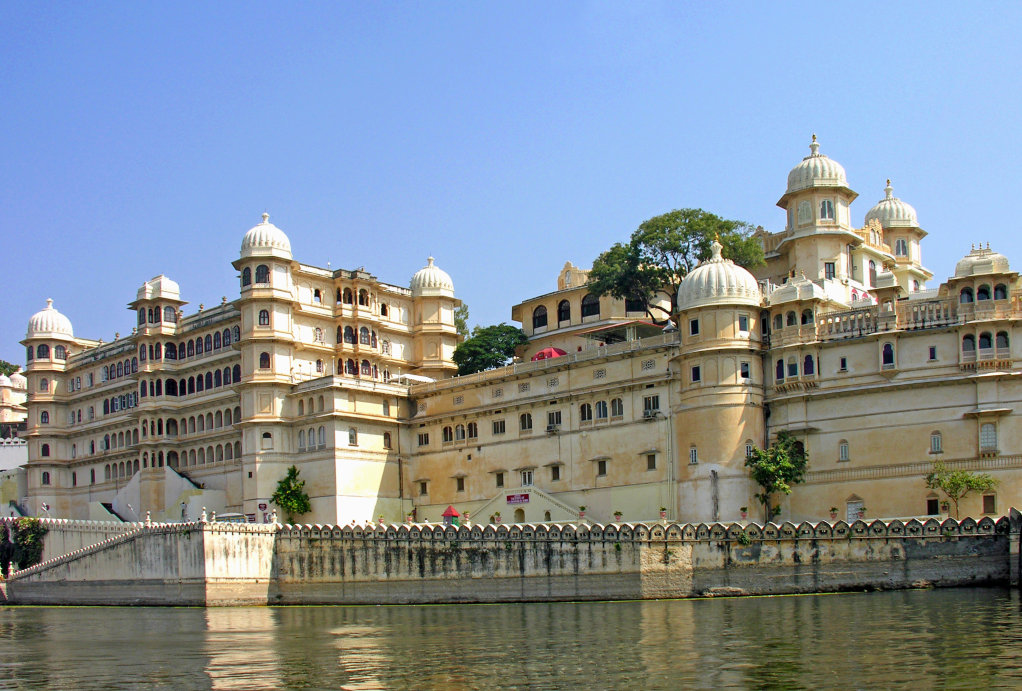 City Palace Udaipur Photos Image And Wallpaper HD
