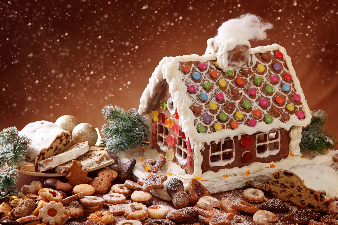 Make A Tasty Gingerbread House