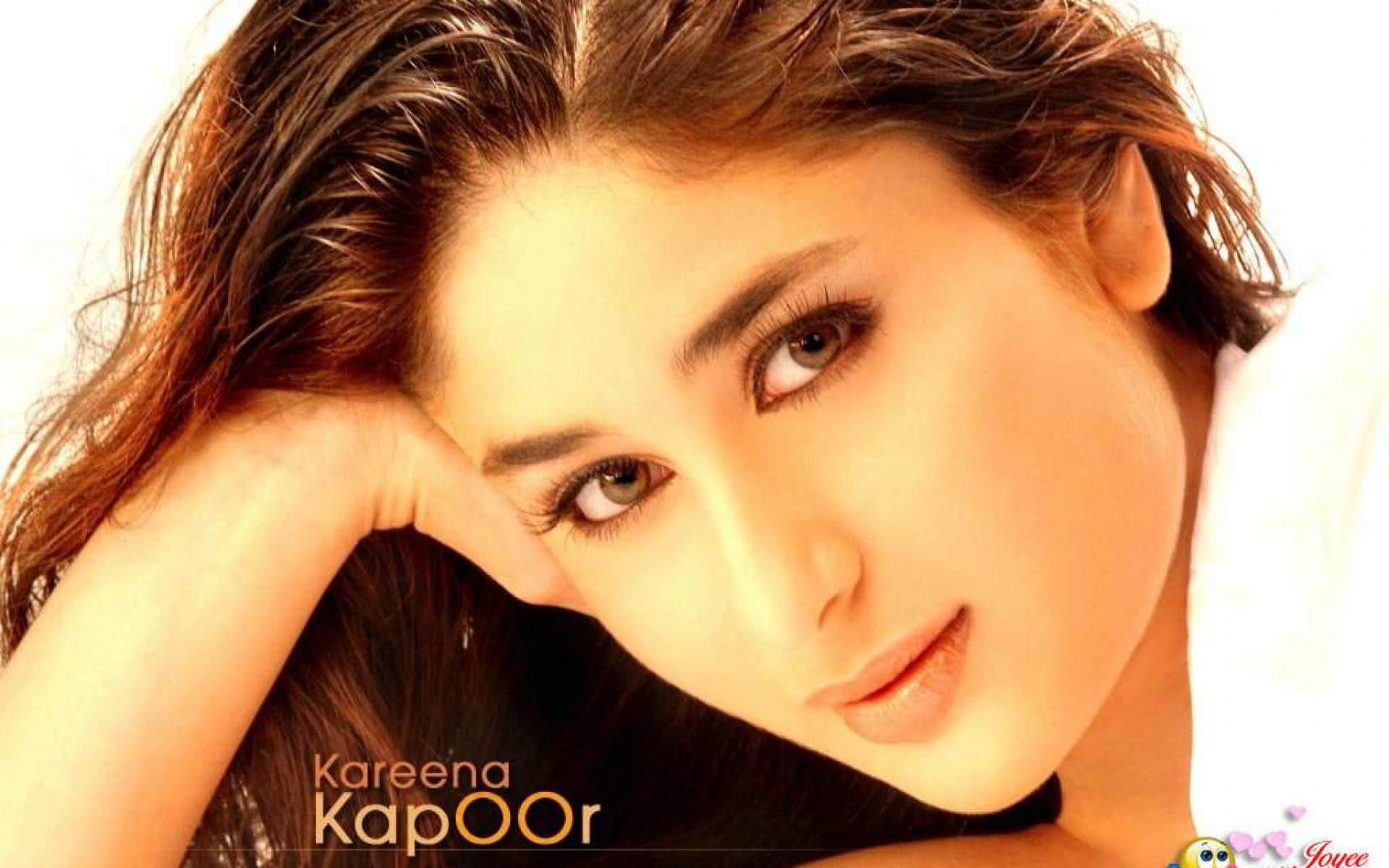 Kareena Kapoor Wallpaper HD Background