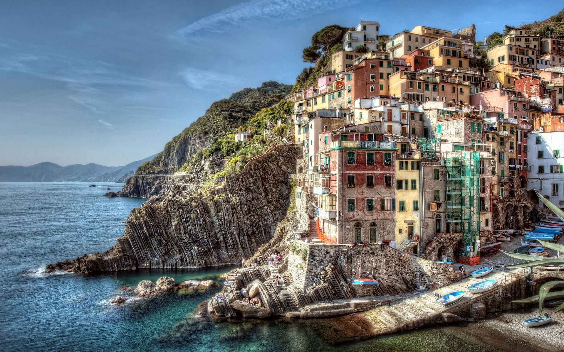 Riomaggiore Italy wallpapers and images   wallpapers pictures 1920x1200