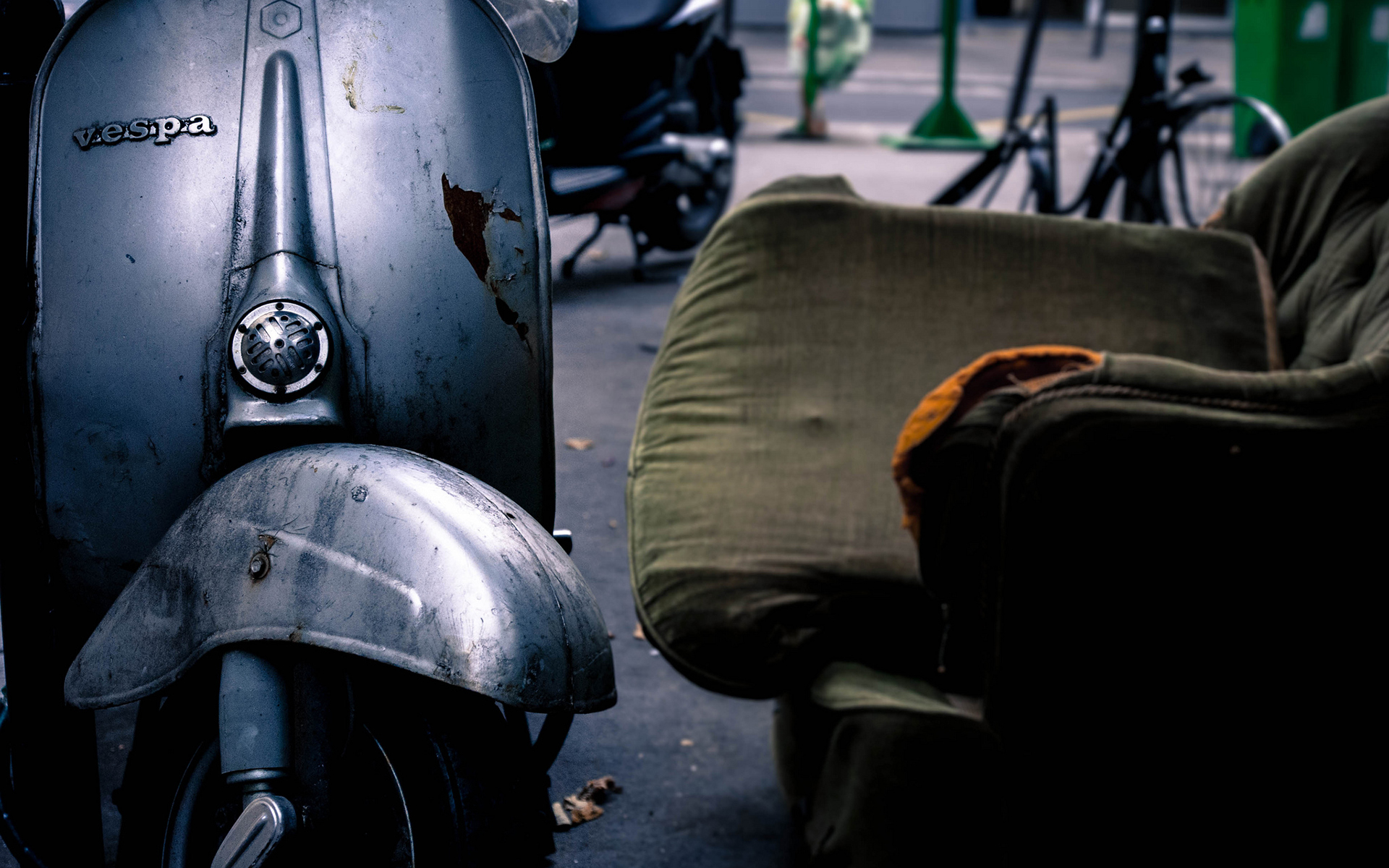 Old Vespa Scooter Exclusive HD Wallpaper