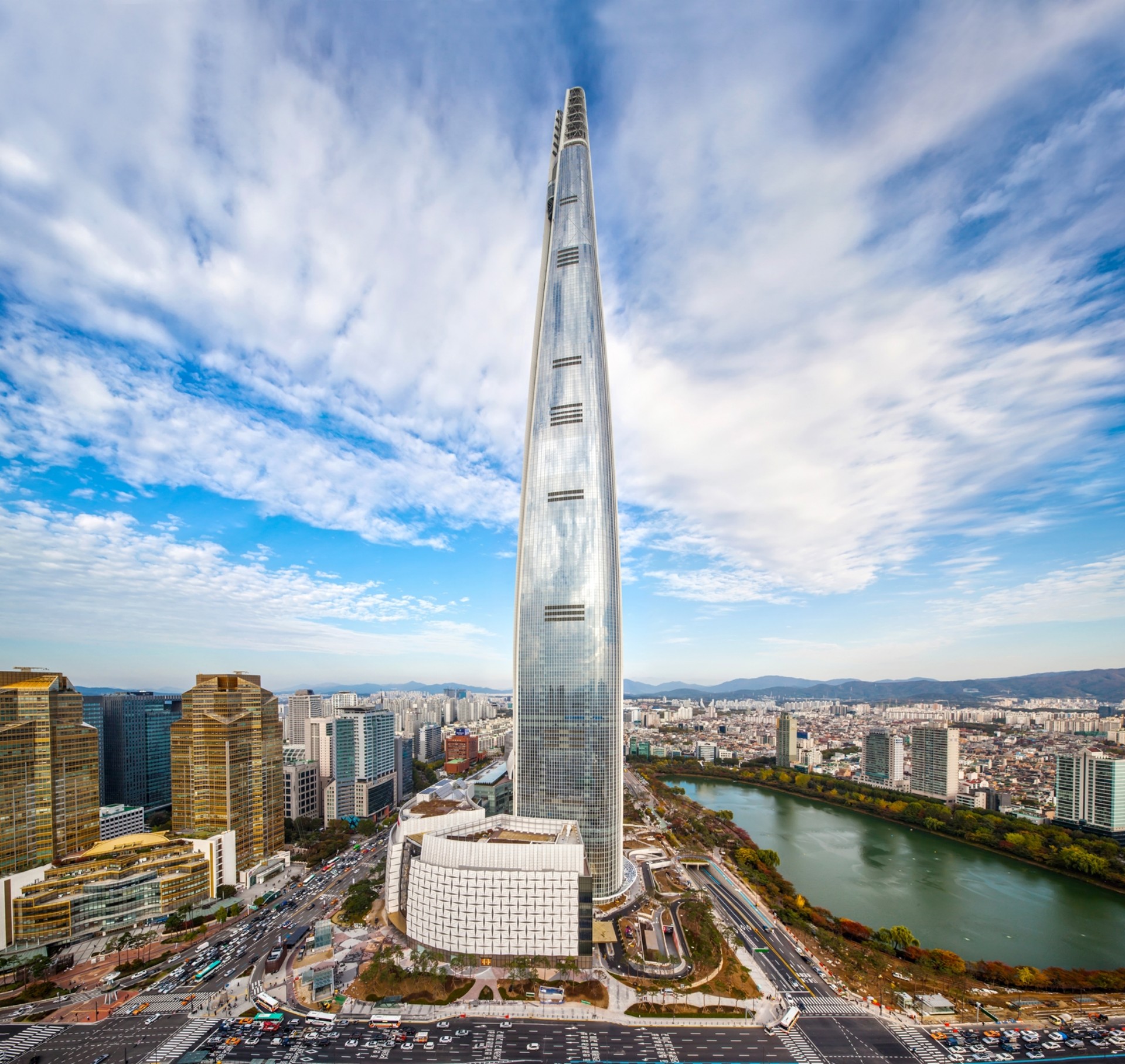Lotte World Tower The S Fifth Tallest Skyscraper Is In