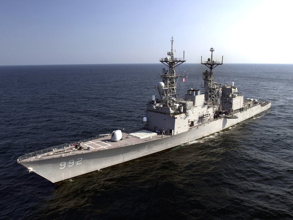 warship US navy ship destroyer photos