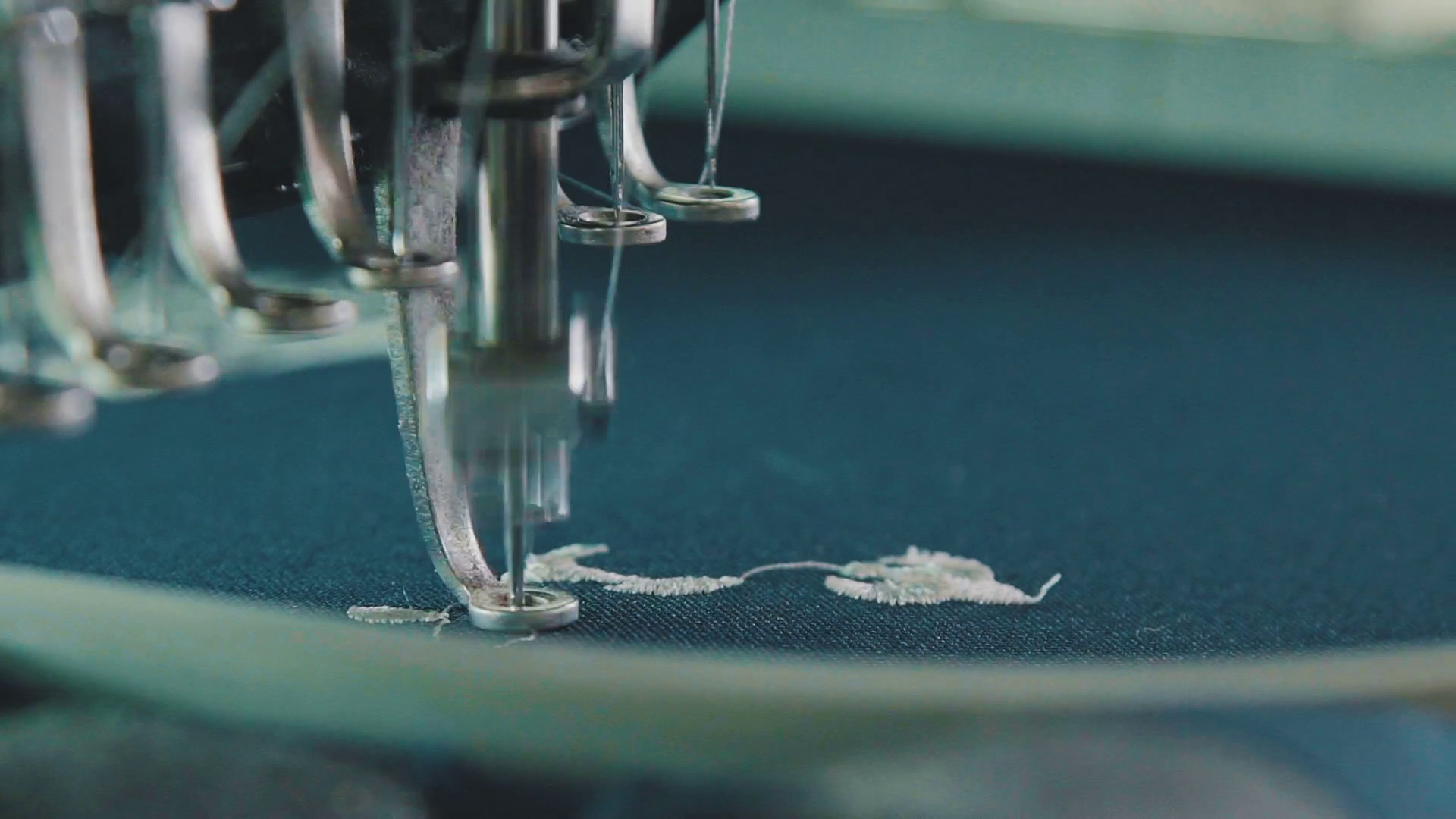 14+] Sewing Machine Wallpapers - WallpaperSafari