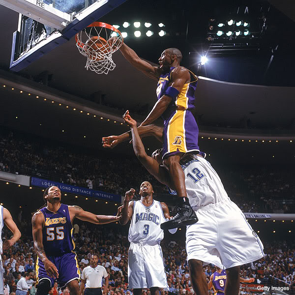 Sick Graphic Of The Day Kobe Bryant Dunking On Dwight Howard Playing