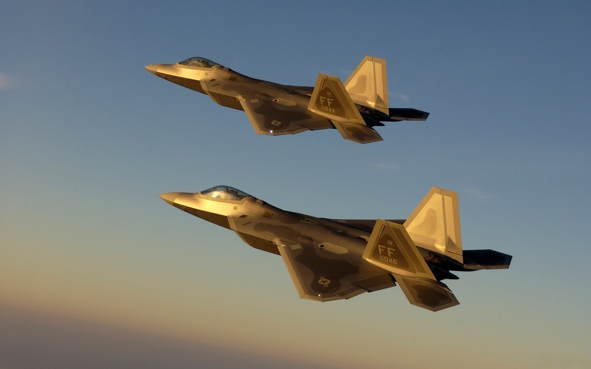 Lockheed Martin F Raptor Widescreen Wallpaper