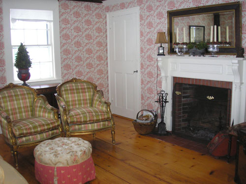 Red White Wallpaper in Old House Katy Elliott 500x375