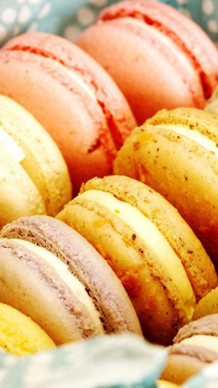 Macaron Pastry iPhone Wallpaper HD