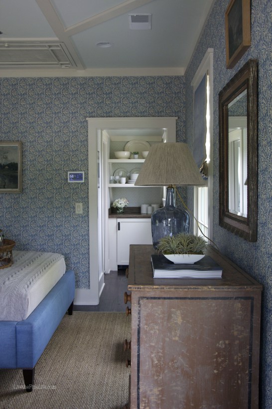 Wallpaper In The Kitchete Is Margi Hydrangea From Elizabeth