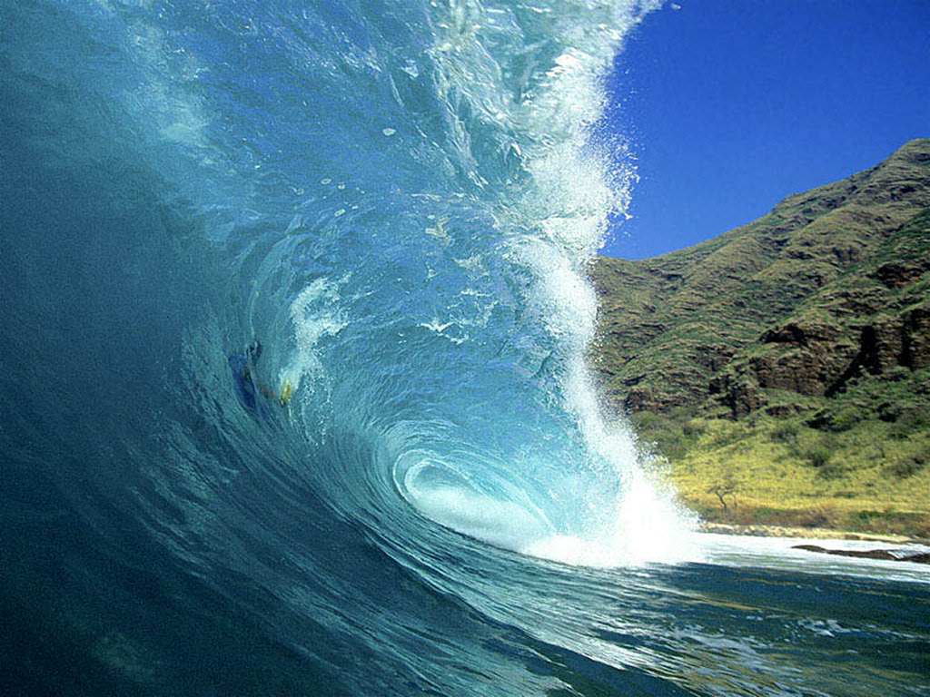 Ocean Waves Wallpaper HD Background