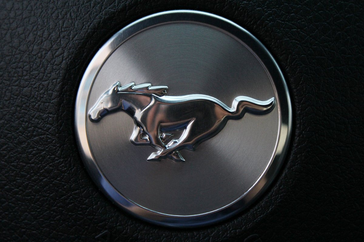 Mustang Logo Wallpapers - Top 16 Best Mustang Logo Wallpapers [ HQ ]