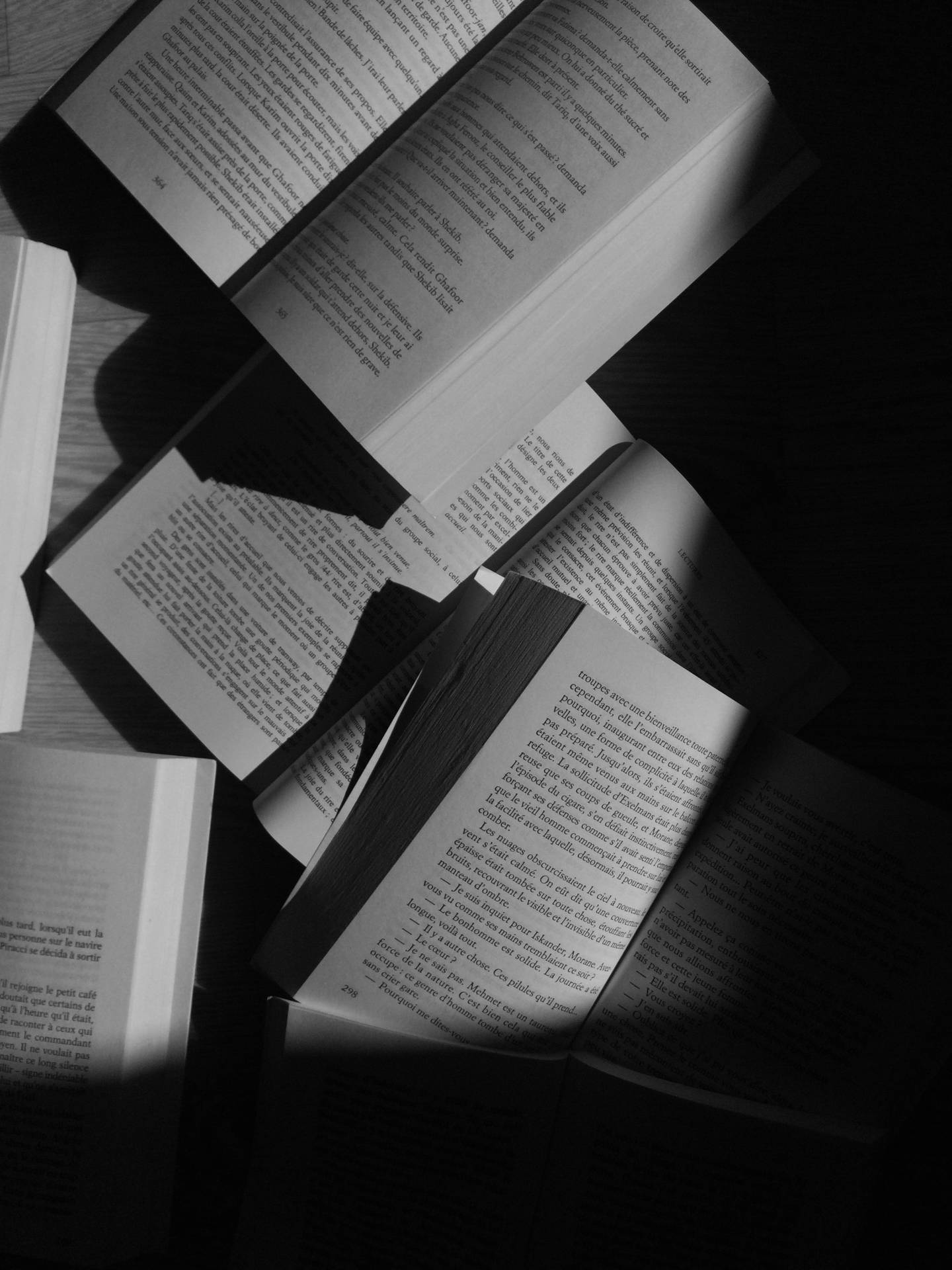 Aesthetic Book Desktop Wallpaper