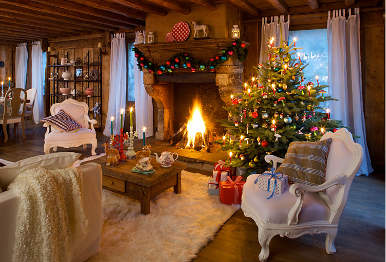 Cozy Christmas Fireplace Inspiration