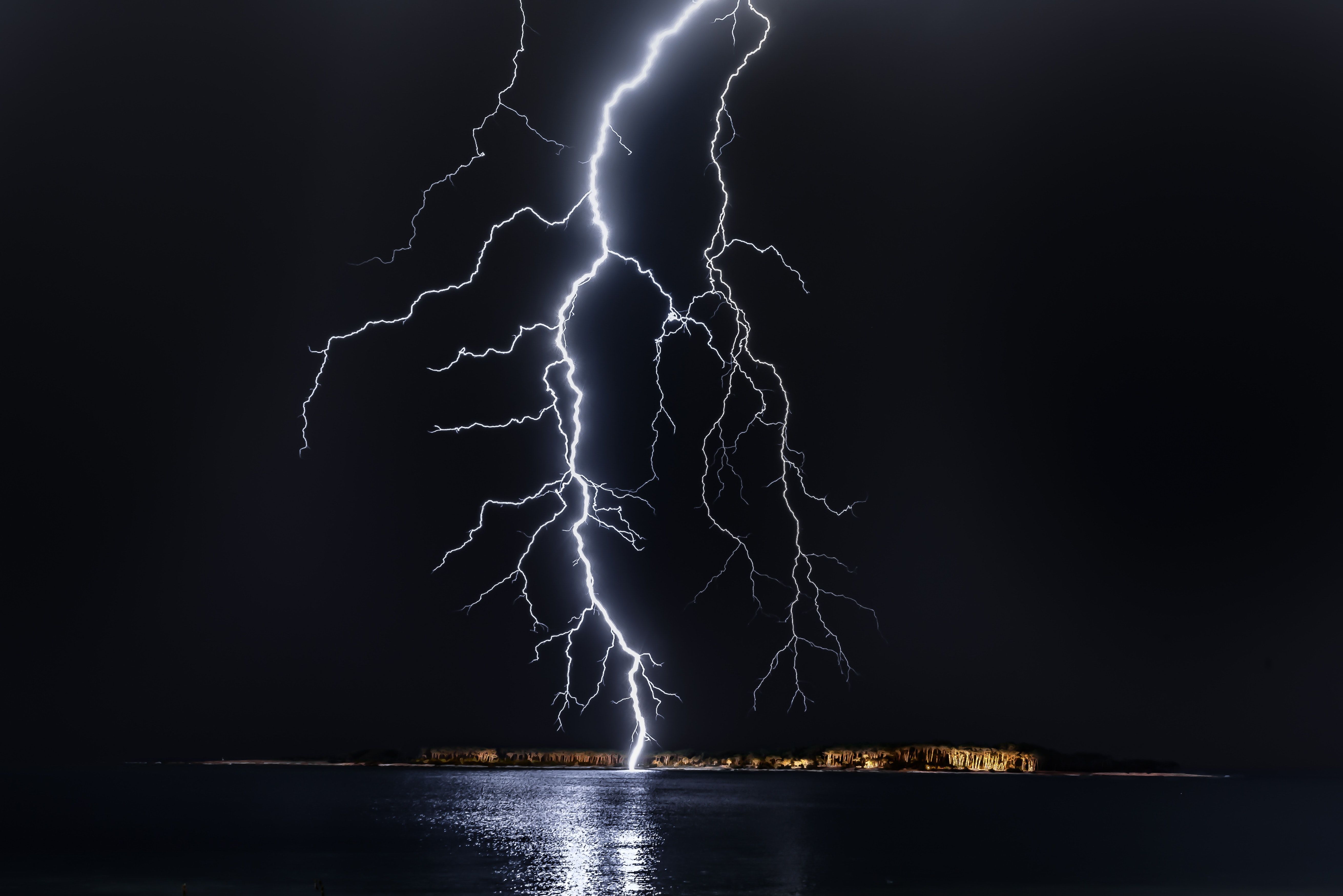 Lightning Aesthetic Wallpaper