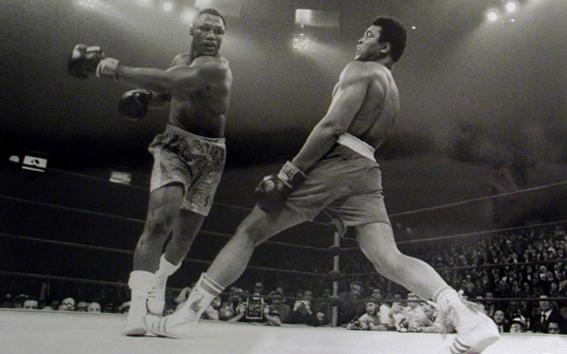 Sports Boxing Muhammad Ali Monochrome Background Joe Frazier
