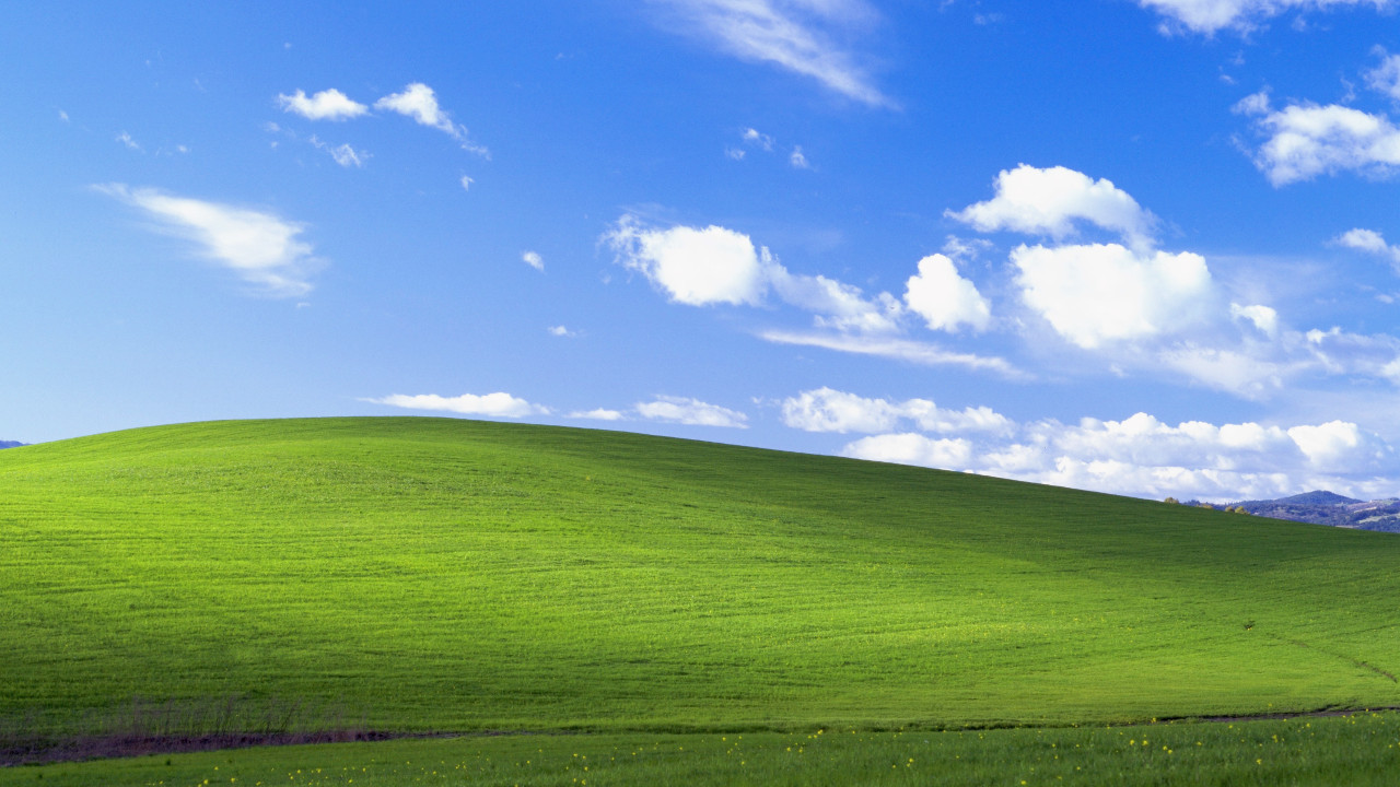An Hour With The Photographer Behind Windows Xp S Iconic Bliss