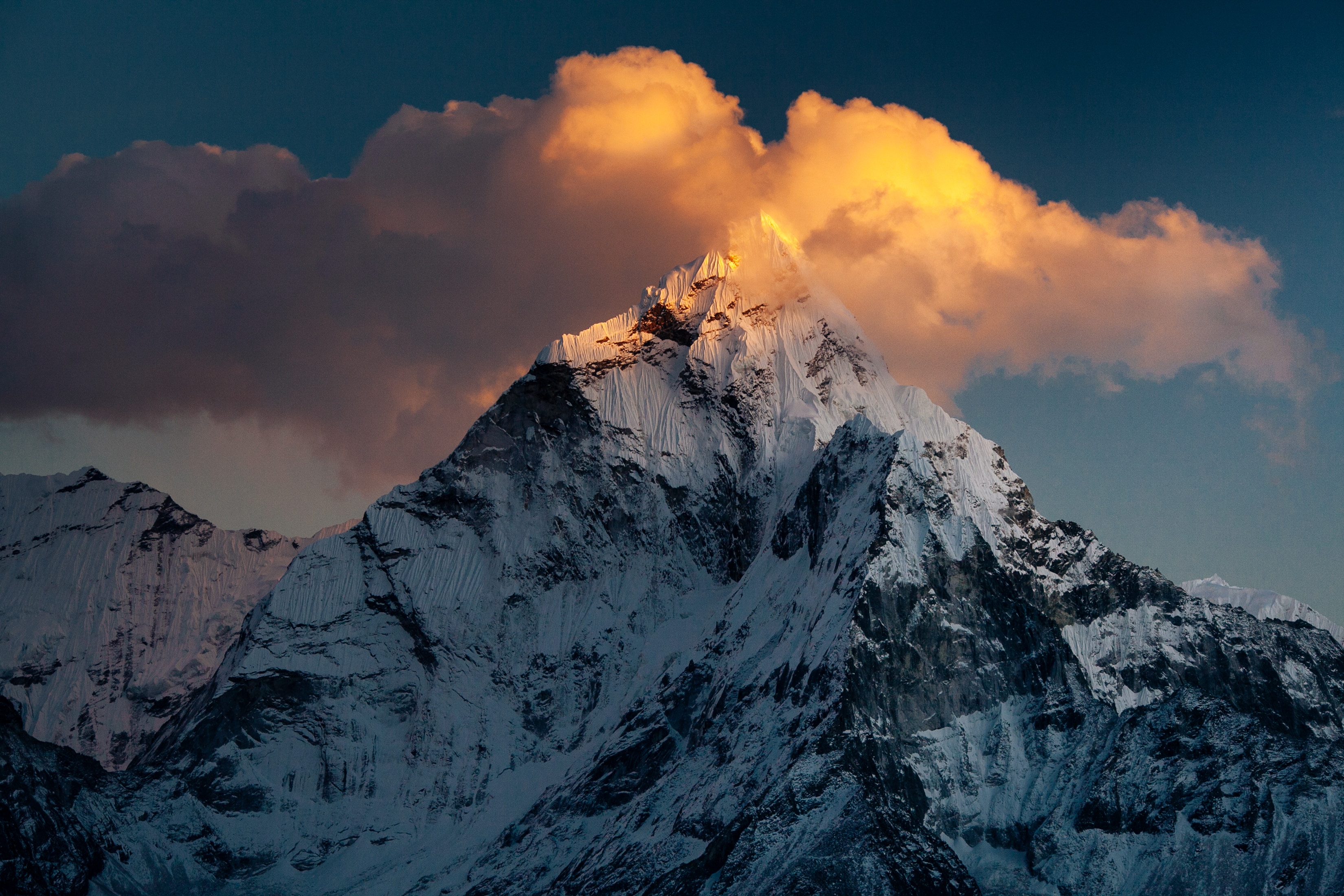 Wallpaper Mountain Top Snow Clouds Khumbu