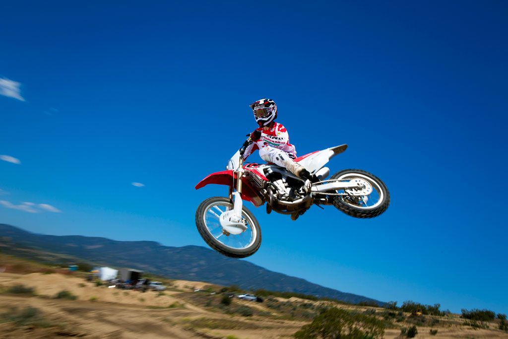 Honda Crf450r Wallpaper Motocross Racing Bike Jump In Rally Race