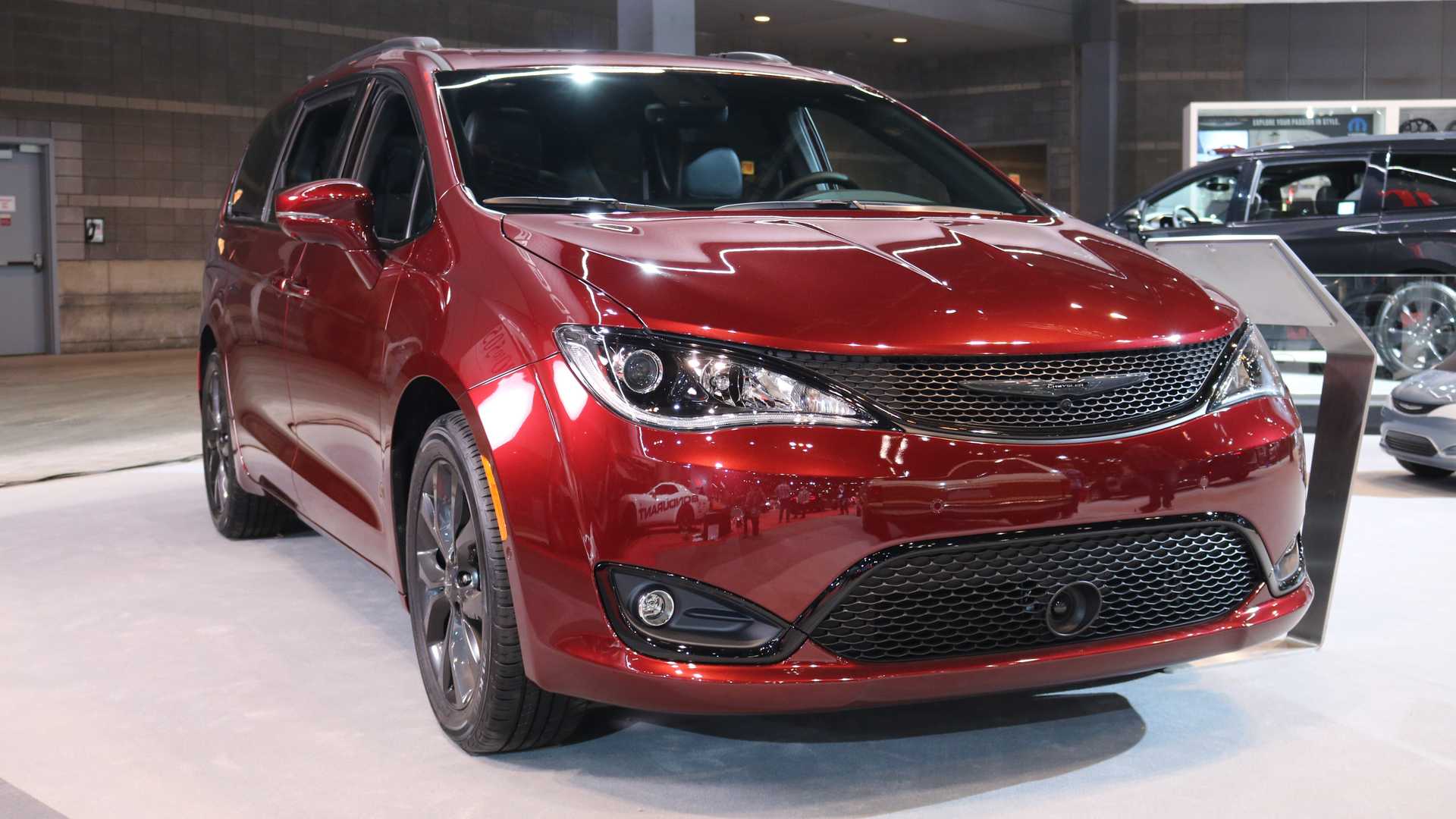 Chrysler Pacifica Will Cost More Than Voyager