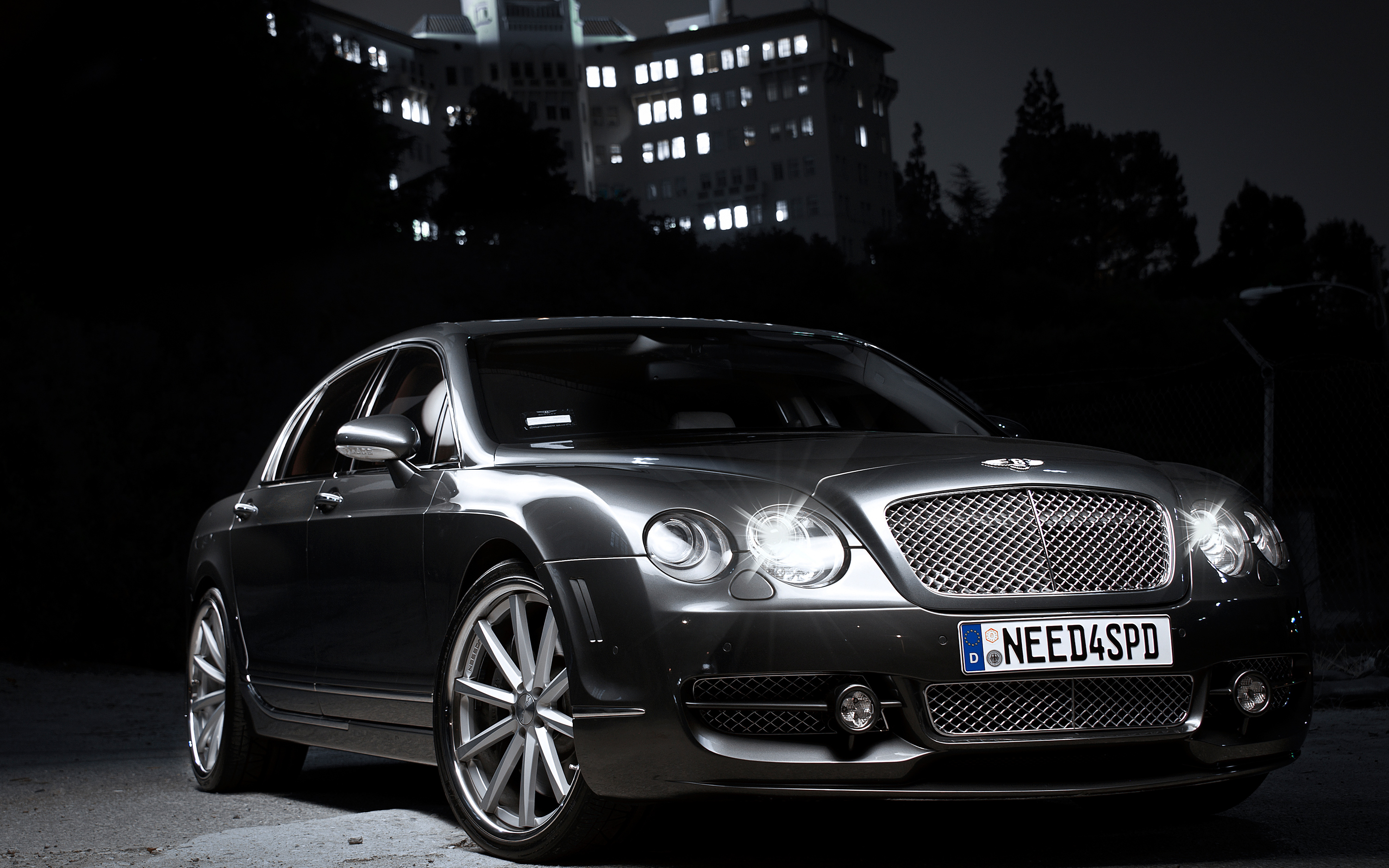 Bentley Continental Flying Spur Wallpaper