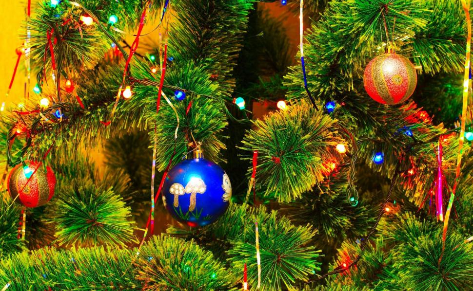 Christmas Tree Garland Balls Tinsel Holiday Wallpaper Other
