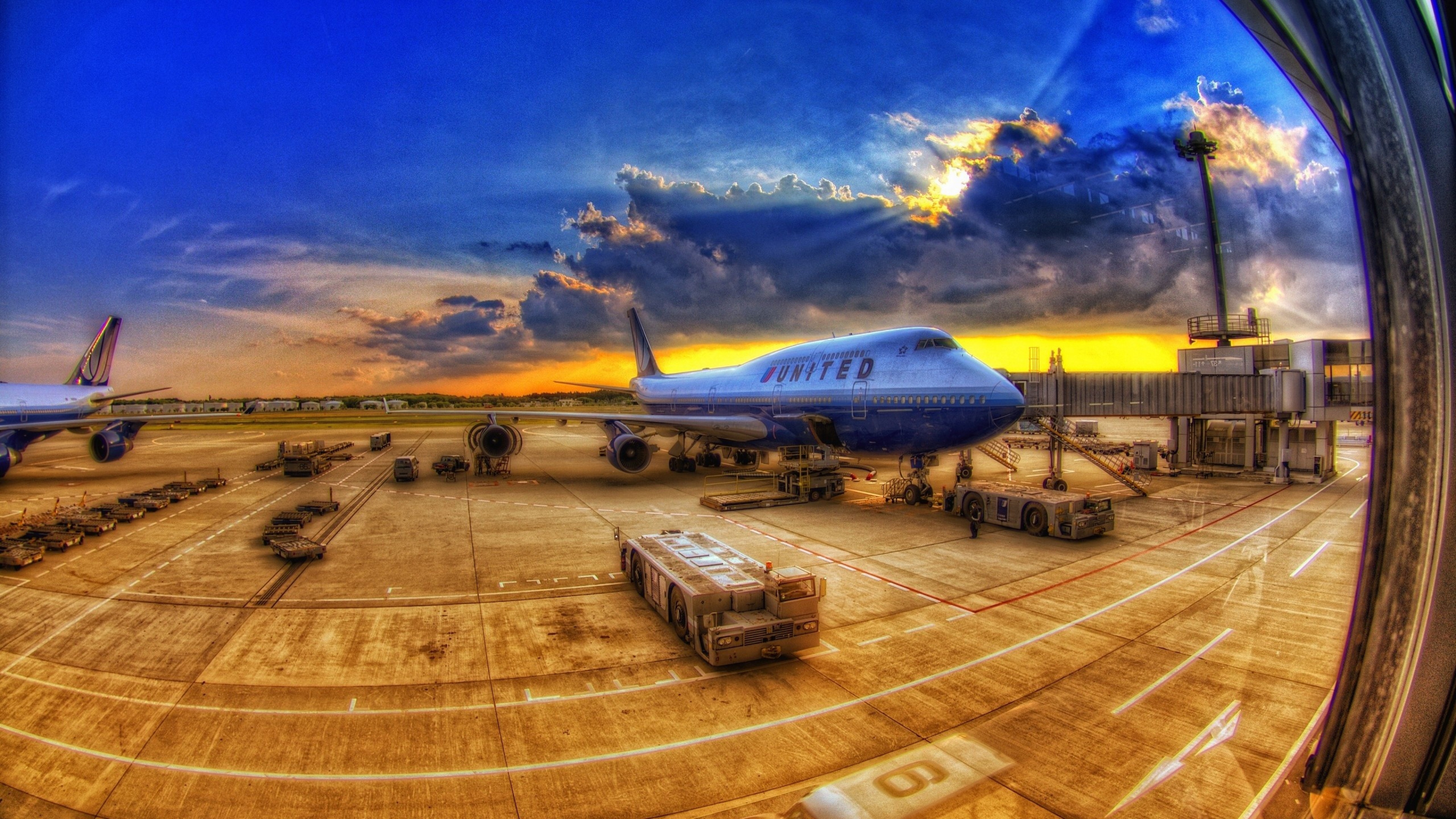 Wallpaper Airport Plane Sky Hdr 4k Ultra Hd