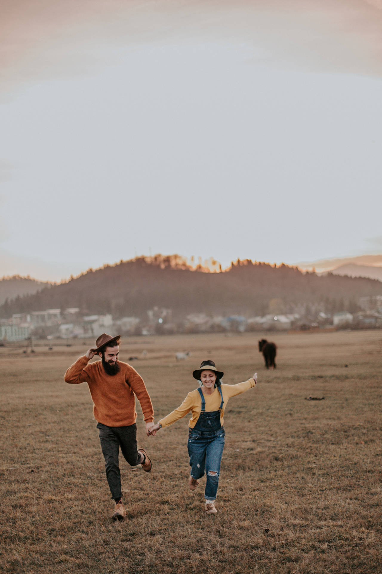 Cute Couple Matching Wallpaper