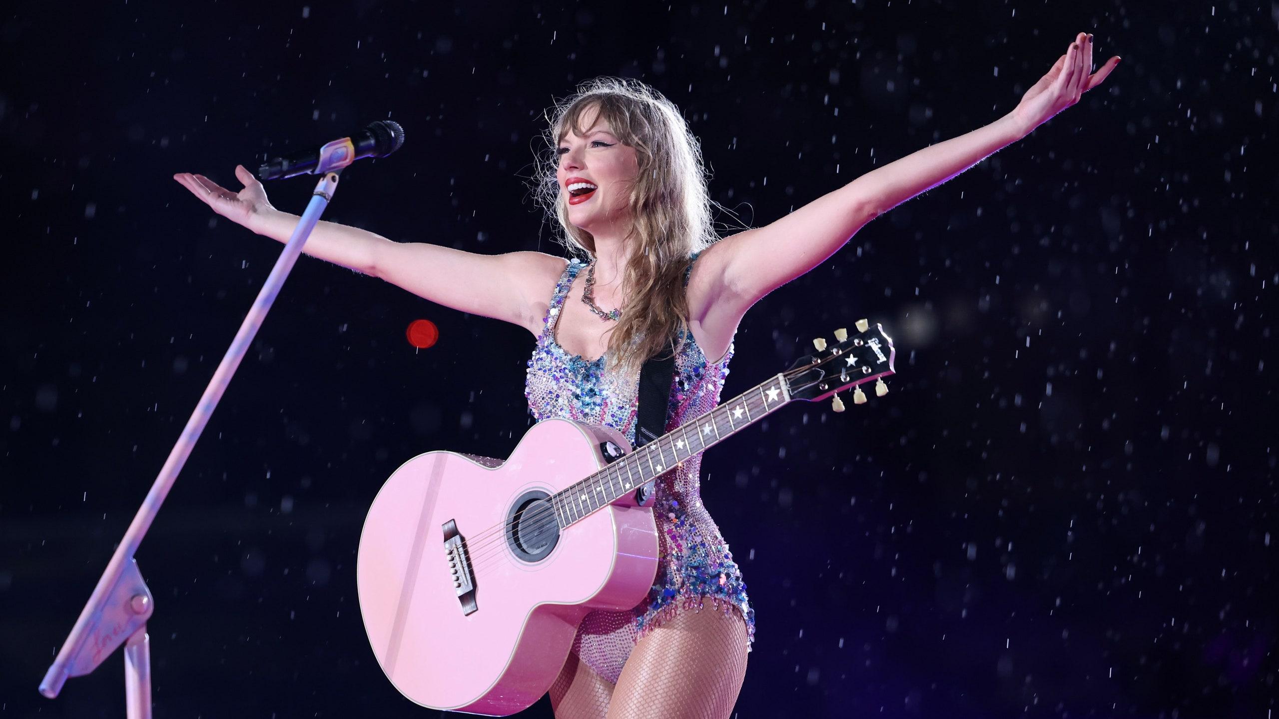 Which Taylor Swift Song Predicts Your Love Horoscope Teen Vogue
