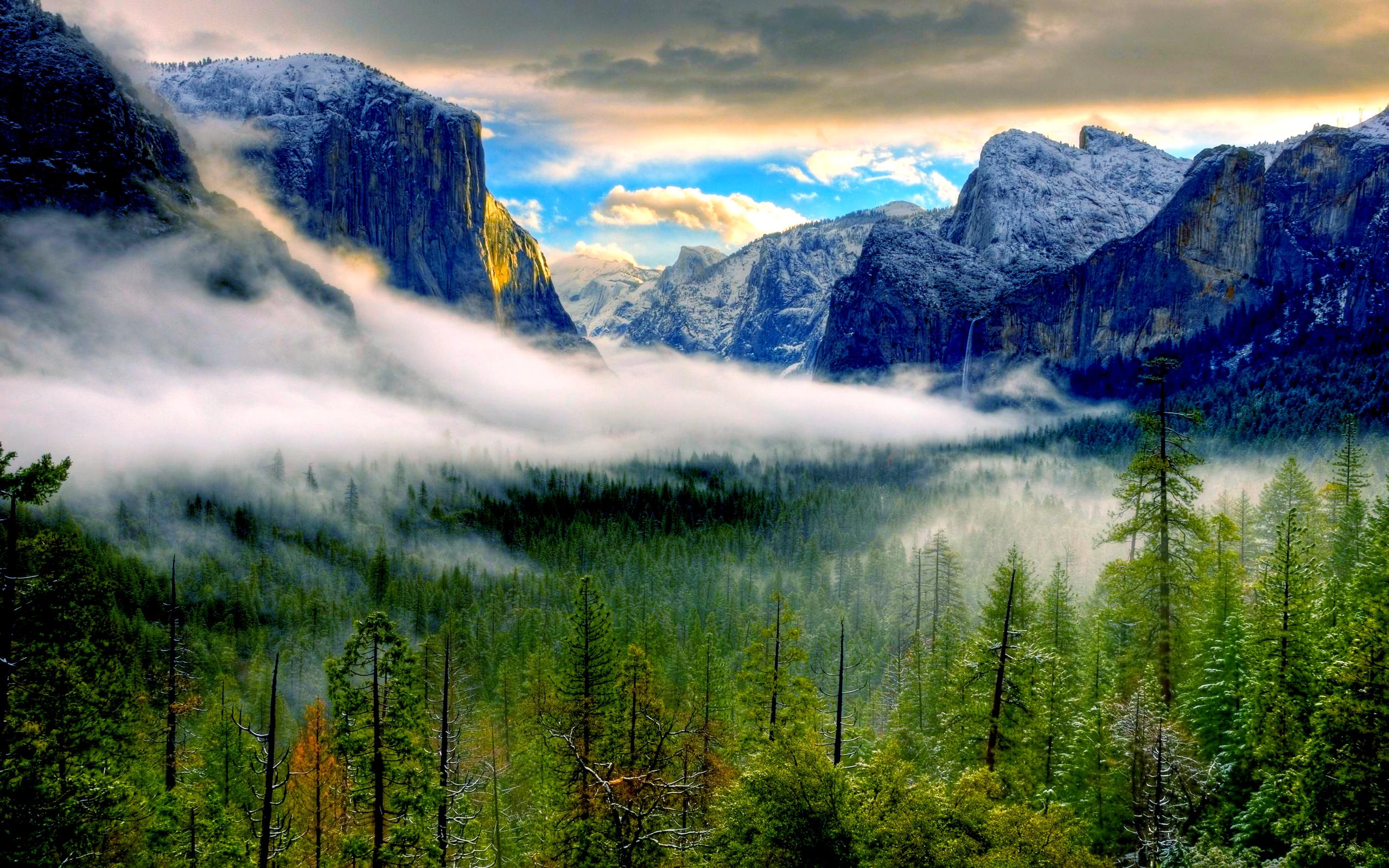 Yosemite In Fog High Quality And Resolution Wallpaper