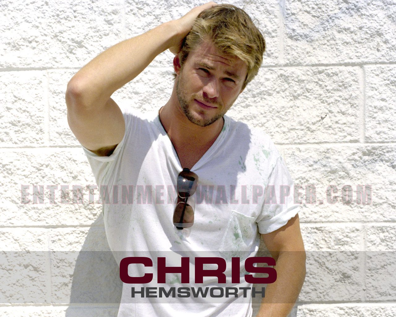 Chris Hemsworth Wallpaper
