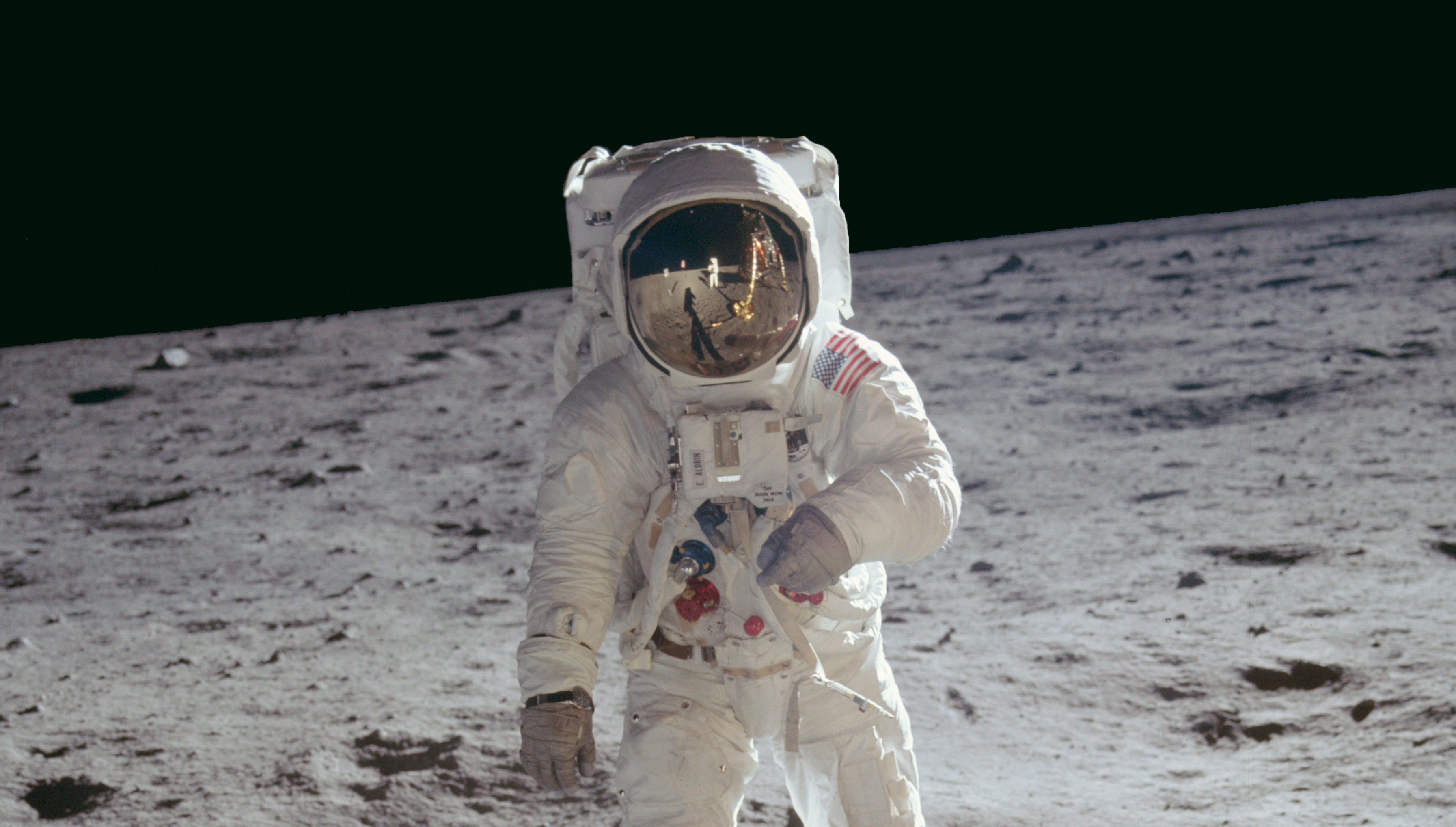 Apollo 1080p Wallpaper