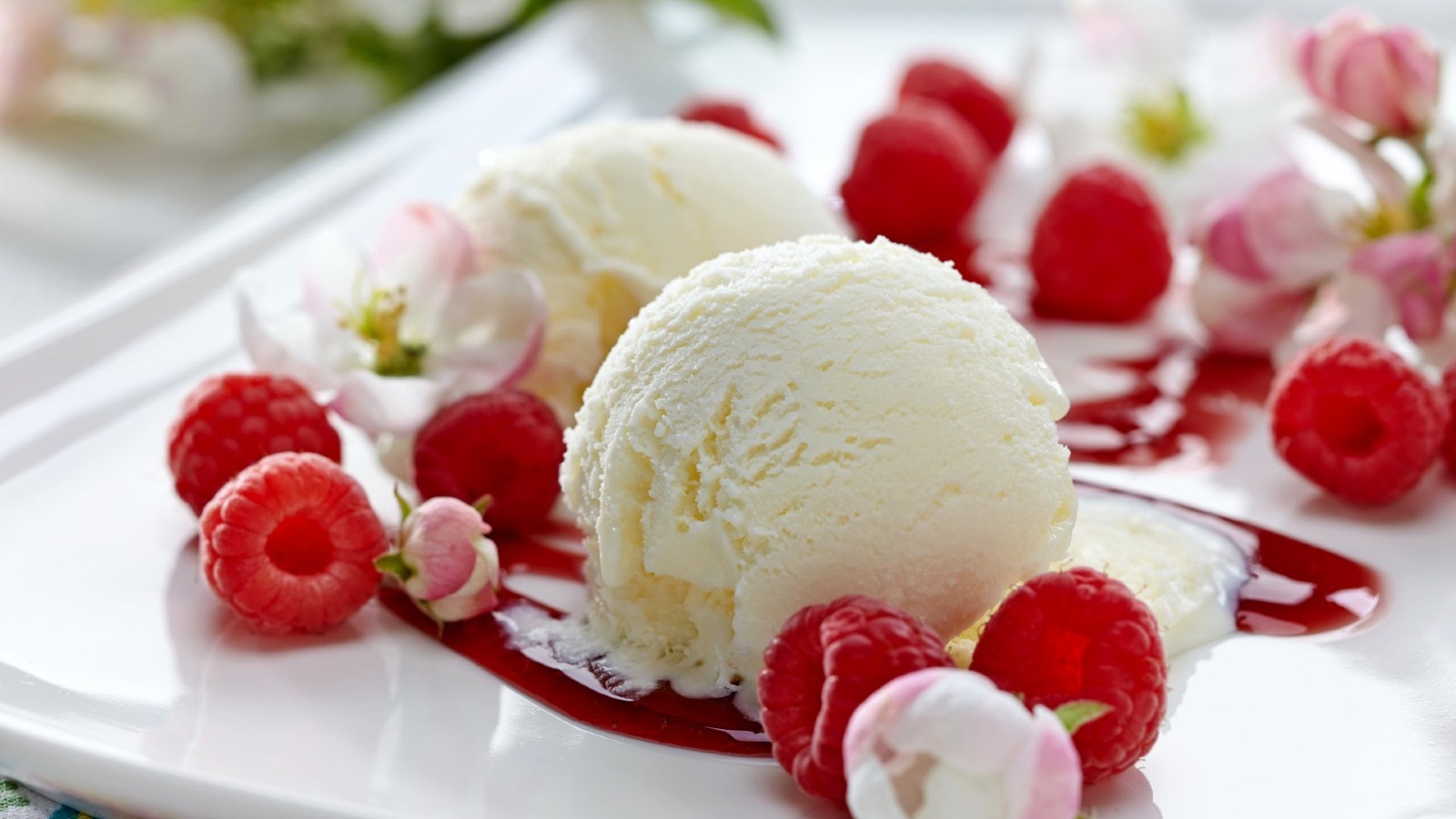 Mixed Berry Ice Cream Wallpaper Baltana