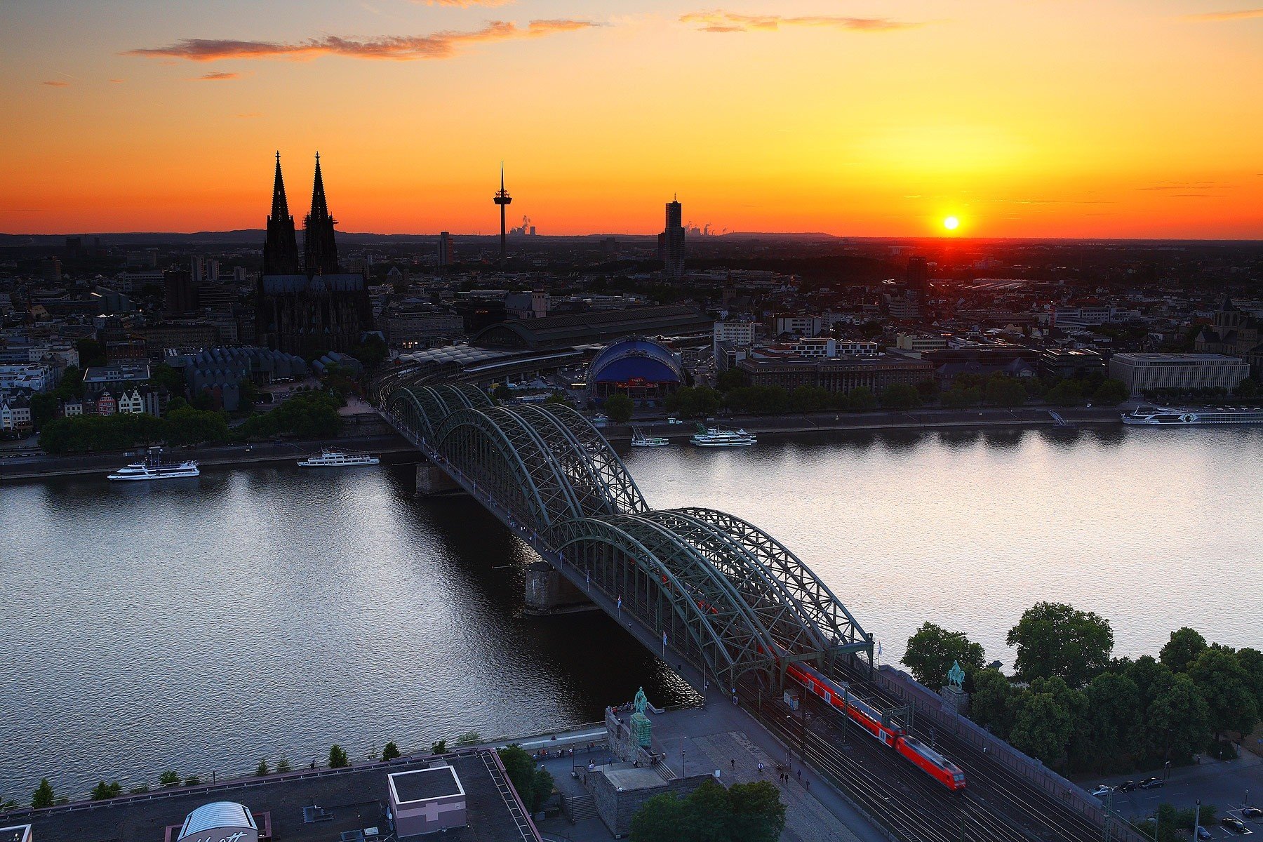 Cologne Cathedral At Dusk Germany Sunset Wallpaper Background