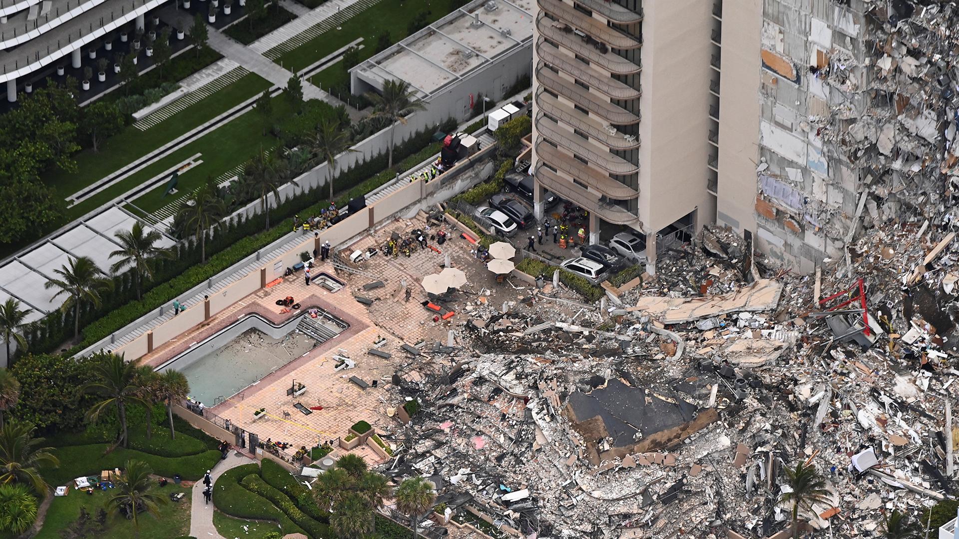 Interactive See Before And After Photos Of Florida Condo Building