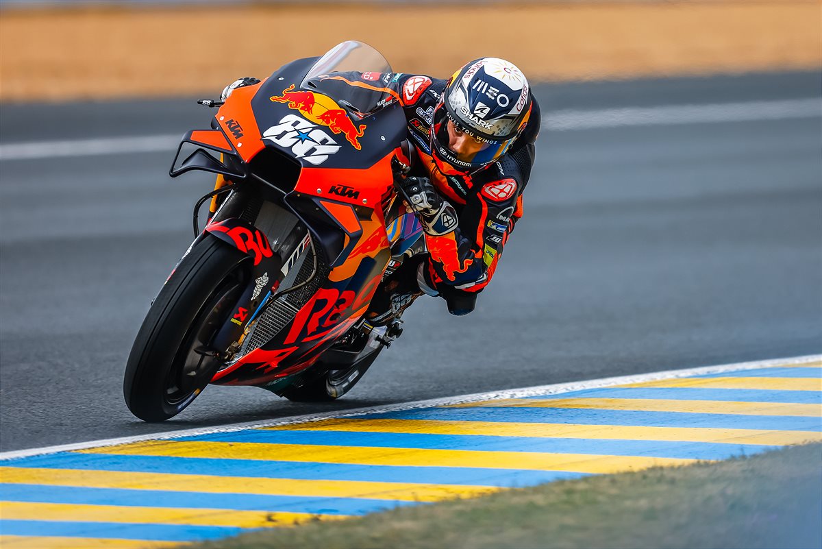 Oliveira To Start French Motogp From 10th As Fernandez Celebrates