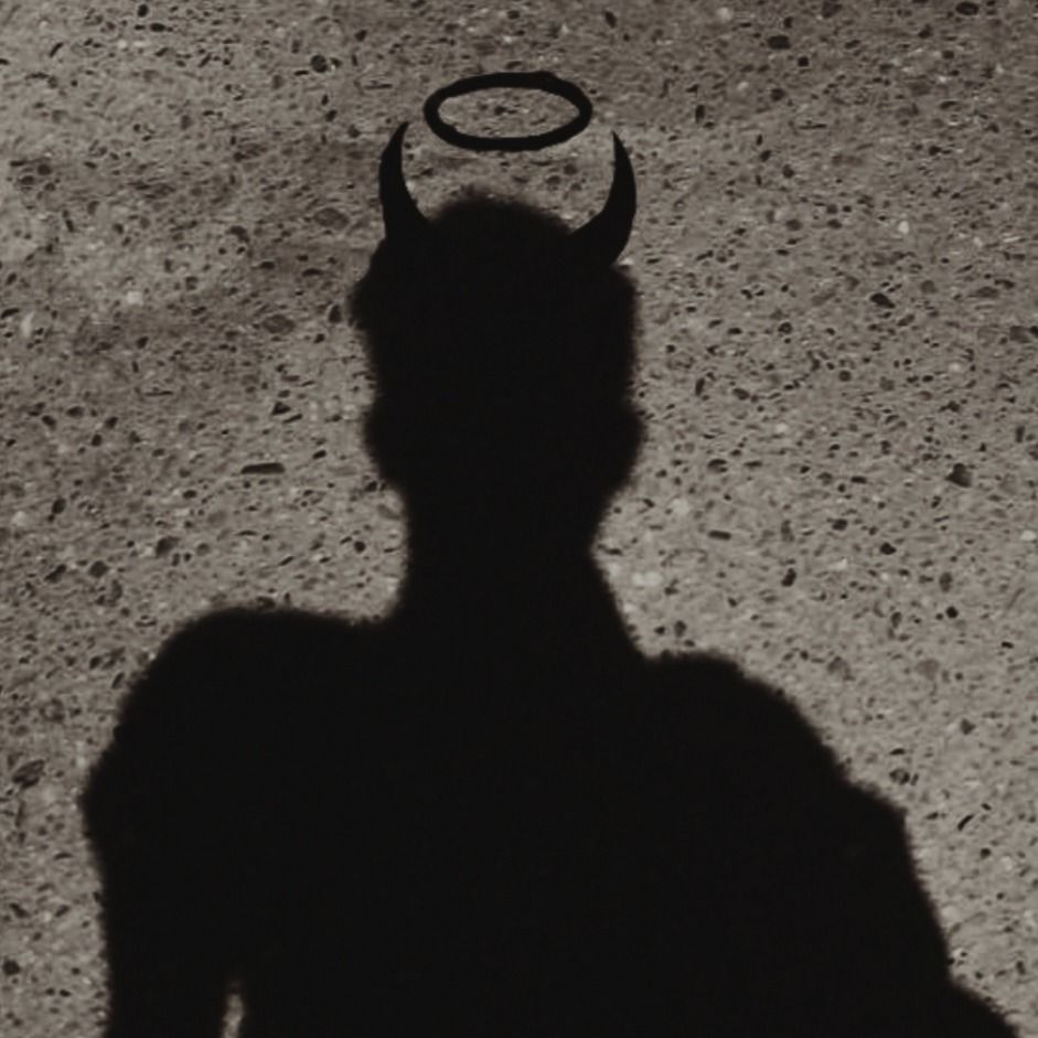 Aesthetic Profile Picture Boy Shadow Wallpaper
