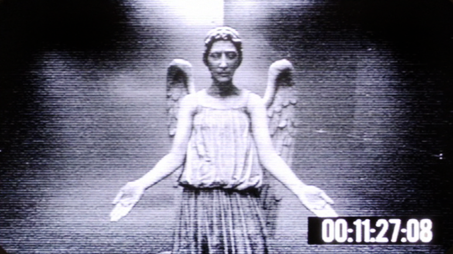 Weeping Angels Wallpaper Set It To Change Every Few Seconds For